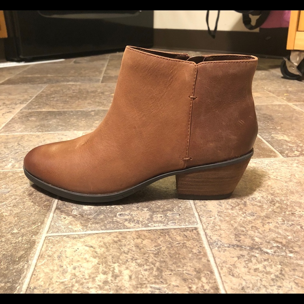 Clarks Gelata Italia Leather Ankle Boots